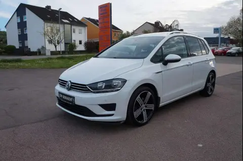 Used VOLKSWAGEN GOLF Petrol 2015 Ad 