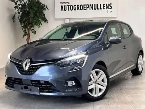 Used RENAULT CLIO Hybrid 2021 Ad 