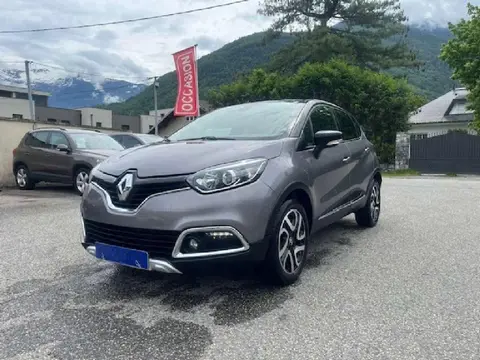 Annonce RENAULT CAPTUR Essence 2016 d'occasion 