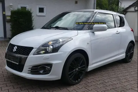 Used SUZUKI SWIFT Petrol 2016 Ad 