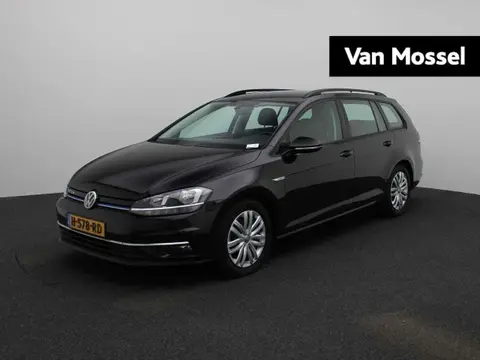 Used VOLKSWAGEN GOLF Petrol 2020 Ad 