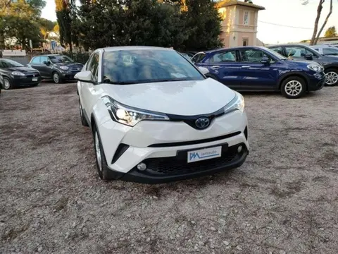 Annonce TOYOTA C-HR Hybride 2018 d'occasion 