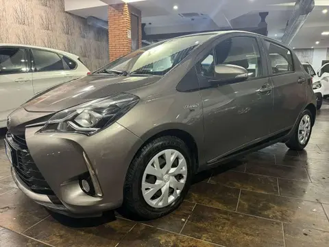 Used TOYOTA YARIS Hybrid 2019 Ad 