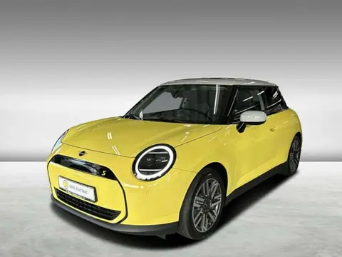 Used MINI COOPER Electric 2024 Ad Germany