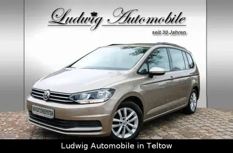 Used VOLKSWAGEN TOURAN Petrol 2016 Ad 