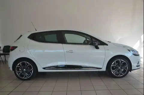 Annonce RENAULT CLIO Essence 2017 d'occasion 