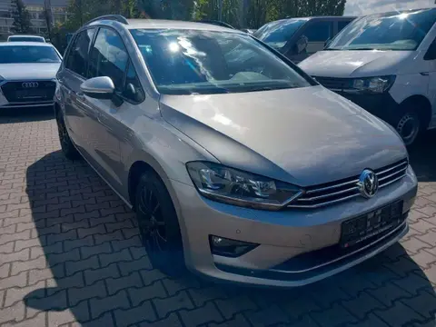 Used VOLKSWAGEN GOLF Petrol 2016 Ad 