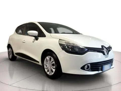 Annonce RENAULT CLIO Essence 2015 d'occasion 