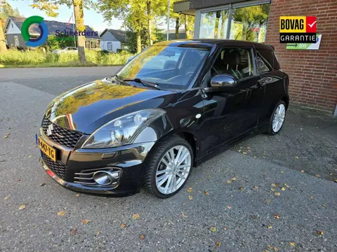 Used SUZUKI SWIFT Petrol 2015 Ad 