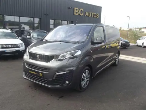 Used PEUGEOT TRAVELLER Diesel 2018 Ad 