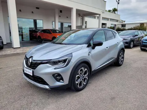 Used RENAULT CAPTUR Hybrid 2020 Ad 