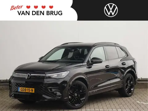 Used VOLKSWAGEN TIGUAN Petrol 2024 Ad 