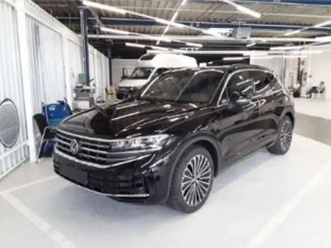 Used VOLKSWAGEN TOUAREG Hybrid 2023 Ad 