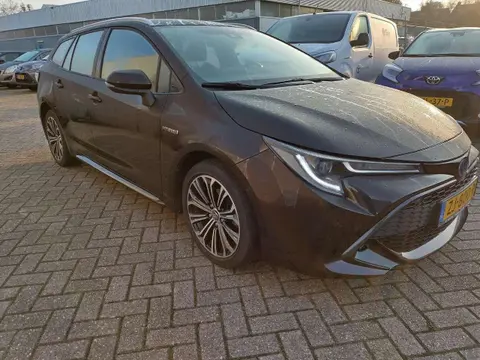 Used TOYOTA COROLLA Petrol 2019 Ad 