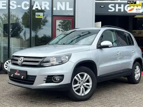 Used VOLKSWAGEN TIGUAN Petrol 2017 Ad 