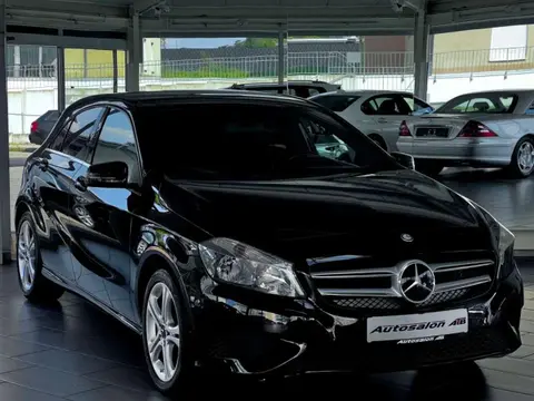 Annonce MERCEDES-BENZ CLASSE A Diesel 2014 d'occasion 