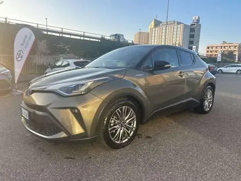 Used TOYOTA C-HR Hybrid 2021 Ad 