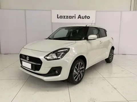 Used SUZUKI SWIFT Hybrid 2024 Ad 