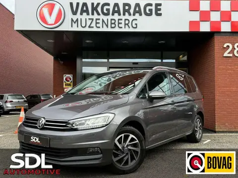 Used VOLKSWAGEN TOURAN Petrol 2018 Ad 