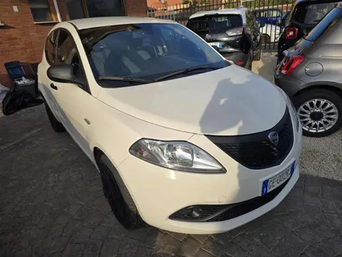 Used LANCIA YPSILON Hybrid 2021 Ad 