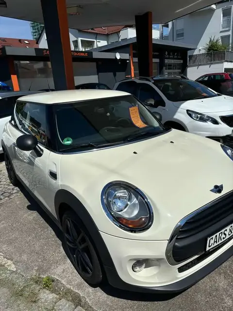 Used MINI ONE Petrol 2015 Ad 