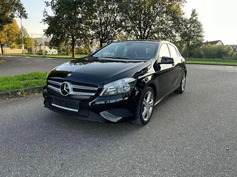 Used MERCEDES-BENZ CLASSE A Petrol 2015 Ad 