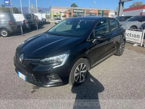 Used RENAULT CLIO Hybrid 2021 Ad 