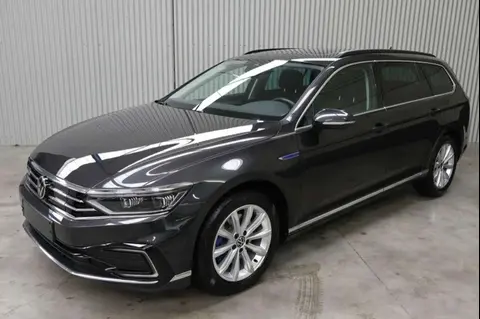 Used VOLKSWAGEN PASSAT Hybrid 2021 Ad 