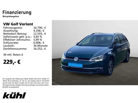 Used VOLKSWAGEN GOLF Petrol 2017 Ad 