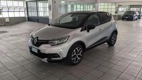 Annonce RENAULT CAPTUR Essence 2019 d'occasion 