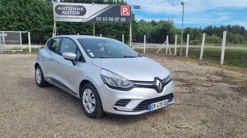 Used RENAULT CLIO Petrol 2017 Ad 