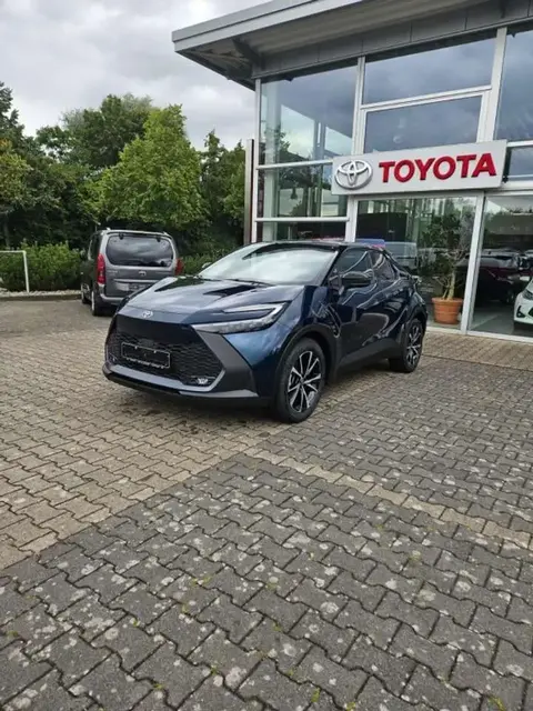 Used TOYOTA C-HR Hybrid 2024 Ad 