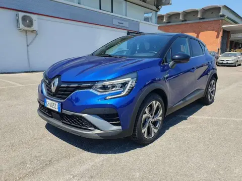 Used RENAULT CAPTUR Hybrid 2022 Ad 