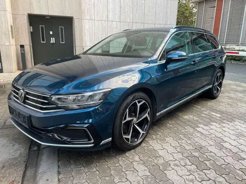 Used VOLKSWAGEN PASSAT Hybrid 2021 Ad 