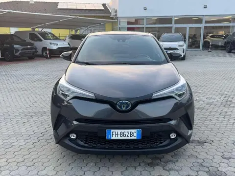 Used TOYOTA C-HR Hybrid 2017 Ad 