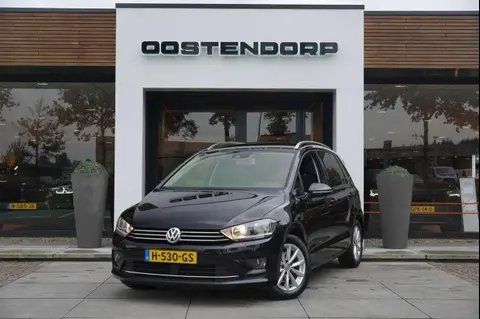 Used VOLKSWAGEN GOLF Petrol 2015 Ad 