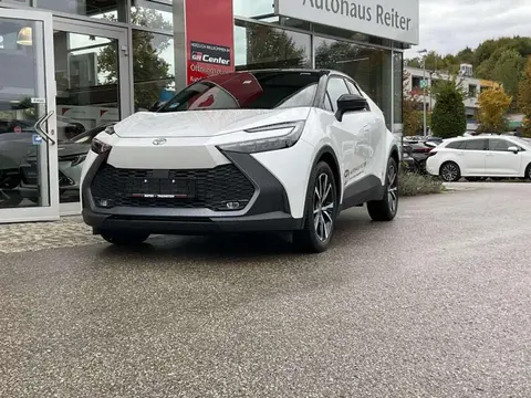 Used TOYOTA C-HR Hybrid 2024 Ad 