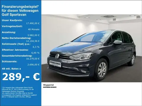 Used VOLKSWAGEN GOLF Petrol 2018 Ad 