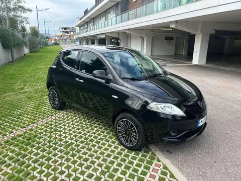 Annonce LANCIA YPSILON  2018 d'occasion 