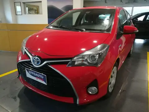 Used TOYOTA YARIS Hybrid 2015 Ad 