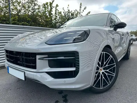 Used PORSCHE CAYENNE Hybrid 2024 Ad 