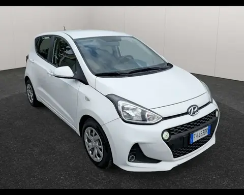 Used HYUNDAI I10 LPG 2017 Ad 