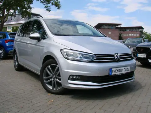 Used VOLKSWAGEN TOURAN Petrol 2021 Ad 