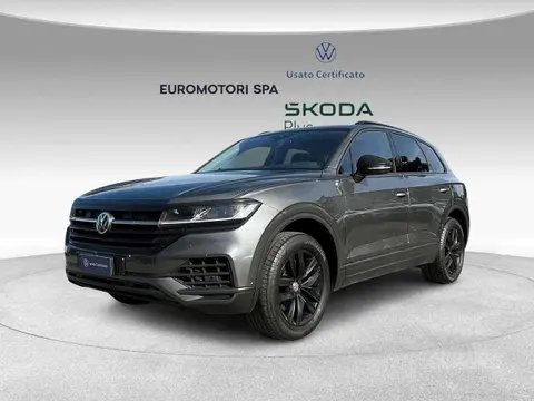 Used VOLKSWAGEN TOUAREG Diesel 2019 Ad 