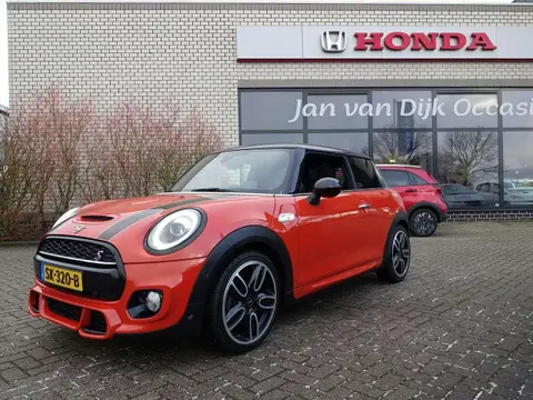 Used MINI COOPER Petrol 2018 Ad 