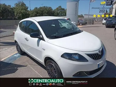 Used LANCIA YPSILON Hybrid 2022 Ad 