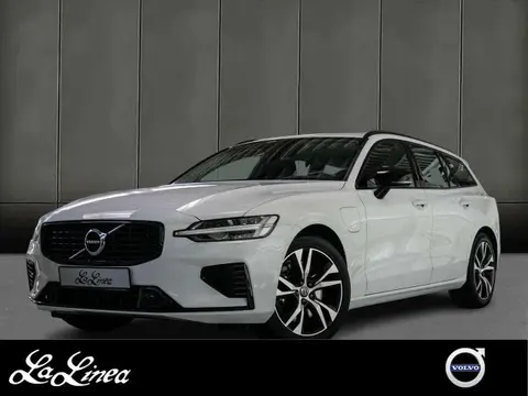 Used VOLVO V60  2021 Ad 