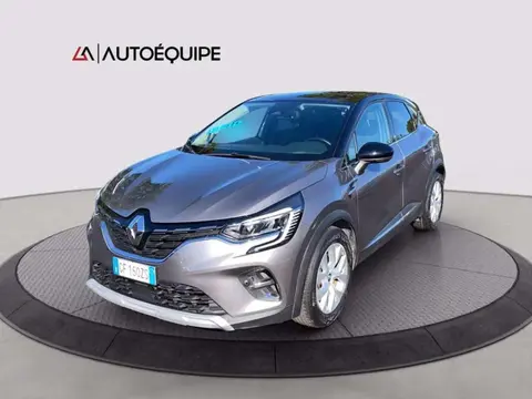 Used RENAULT CAPTUR Hybrid 2021 Ad 