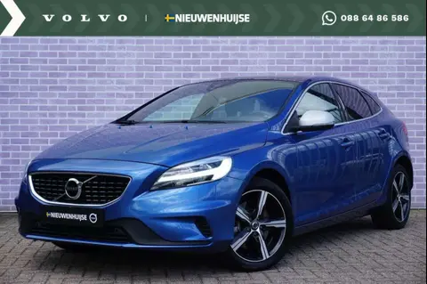 Annonce VOLVO V40 Essence 2019 d'occasion 