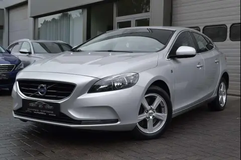 Annonce VOLVO V40 Essence 2016 d'occasion Belgique